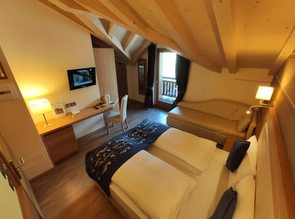 Hotel Bondi 리비뇨 B&B