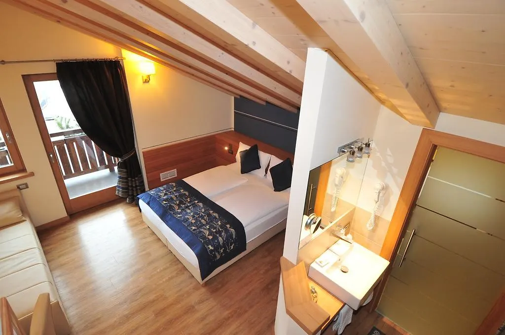 Hotel Bondi 리비뇨