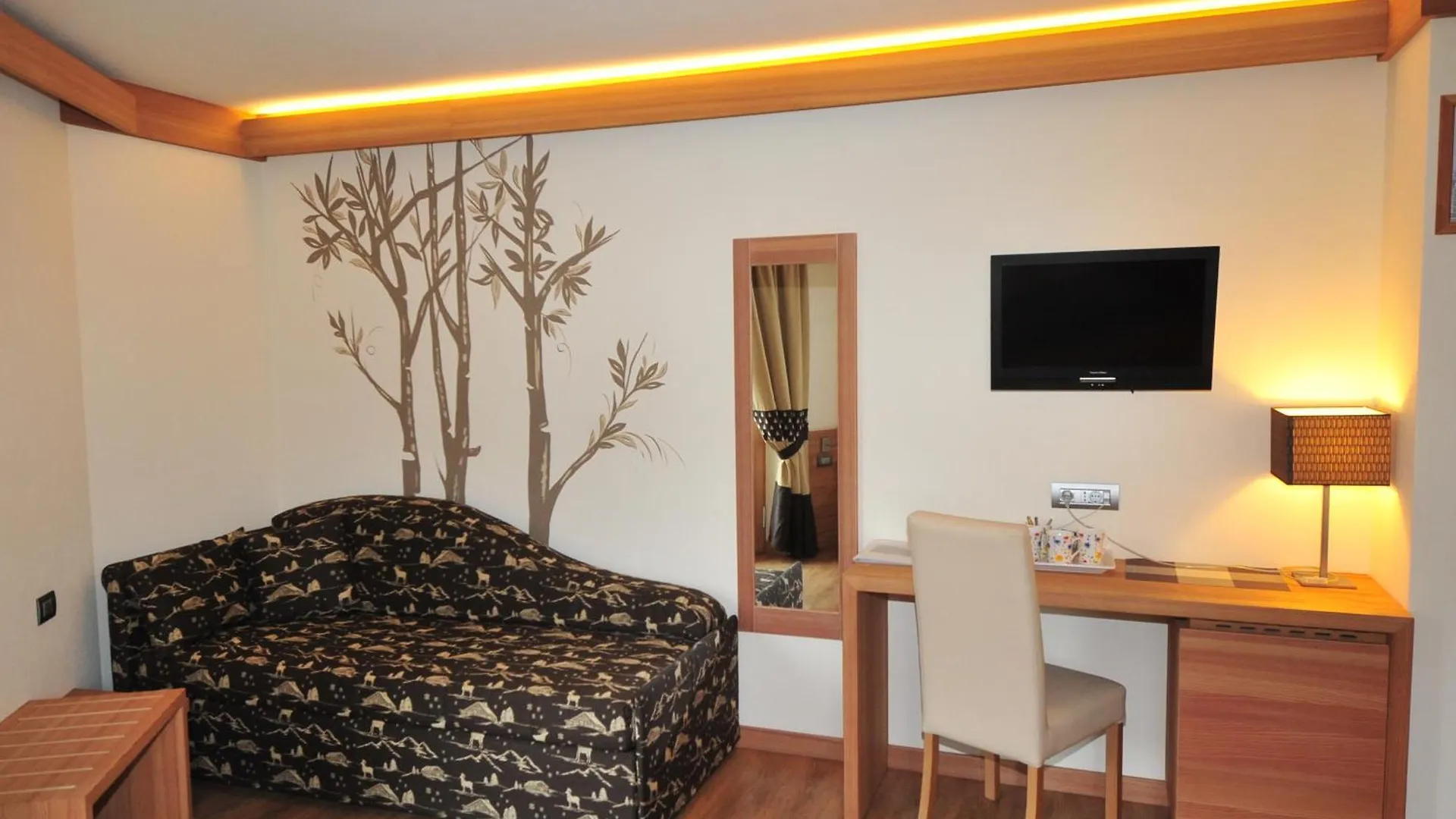 Hotel Bondi 리비뇨 이탈리아